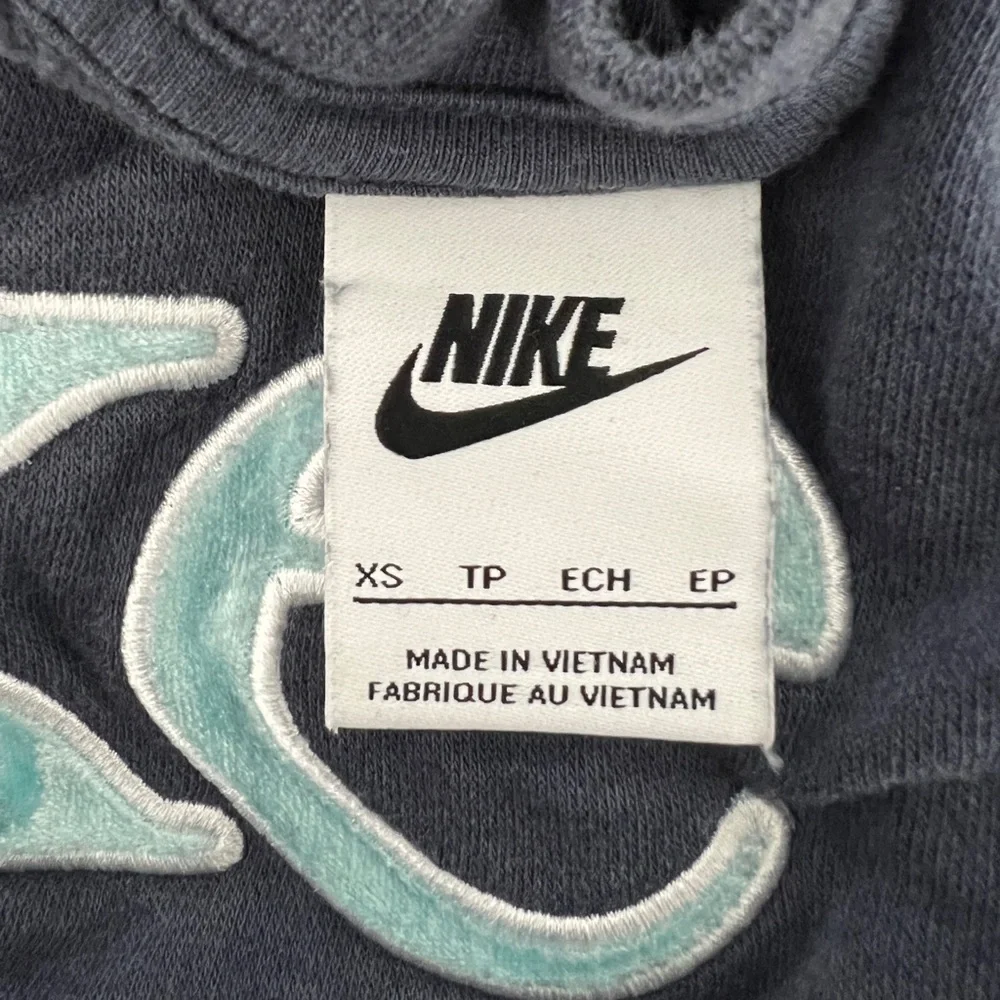 Nike | Sweat Shirt. Size XS - Picture 3 of 5